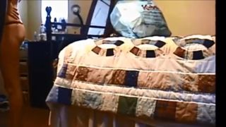 Espiando ala Hermana En Su Cuarto