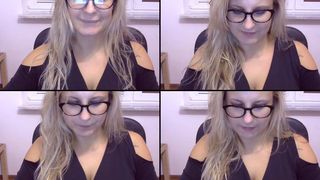 Maarie19 has tight body in cam recording 2017 Oct 13_044405