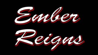 Ember Reigns masturbate her pussy with fingers