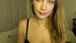 TeresaThomas Gets Dressed