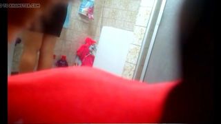 Espiando a mi madre y a mi hermana