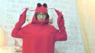 amythefrog singing "under the sea". really.