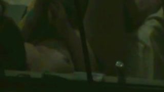 Espiando ala Becina Por La Ventana