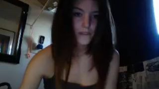 kylietaylor on webcam