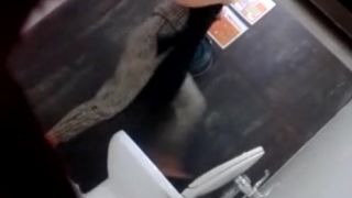 Espiando ala Maestra