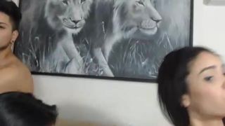 Chaturbate - miacamhot (2017-08-05)