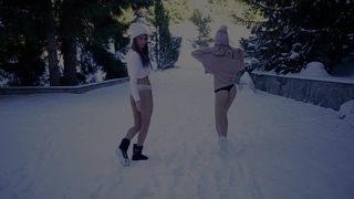 CarolineMayer - Fun in the snow