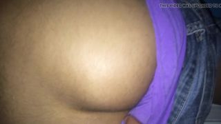 Me Vengo en las nalgas de la prima dormida