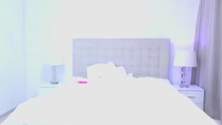 Squirtbetty fucking pussy