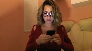 Dollmorena loves her iPhone