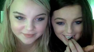 xxsugarplumsxx 2017-11-01_G/G Debut on webcam pt1