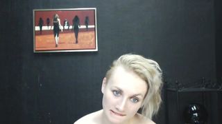 Helga Juicy premium private cam recording 10 2016 April 09 00-13-08