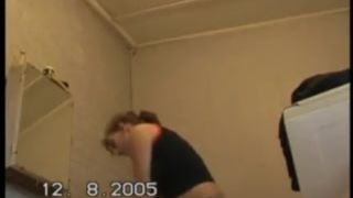 Espiando a la hermana menor en la ducha