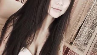 Hollyextra November 20 2017