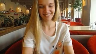 cuted0ll1995_27042014_410_