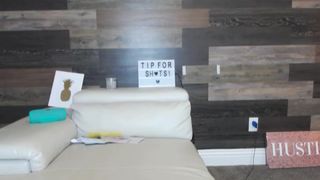 Naked - Comfiecozie free live webcam.