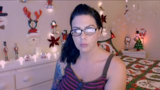 Naked - May Flowers free live webcam.(4)