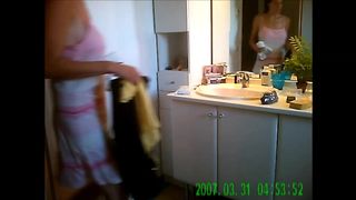 Espiando a mi hermanan en la ducha