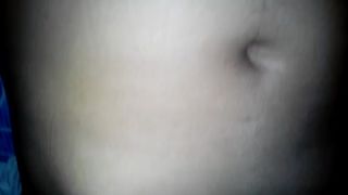 Yo mojada masturbandome