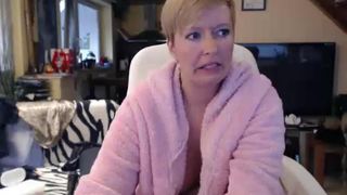 mona_milf hitachi play