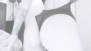 HOT CAM GIRL 47: AWESOME ASS IN THE HOUSE