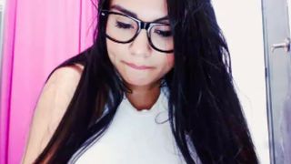 2.0 colombianhottiex hot latina with mily boobs