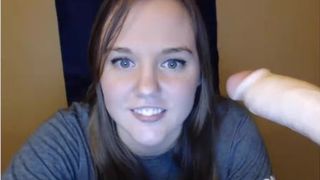 171120_curvyschoolgirl