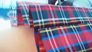 Upskirt Bien Tapada la Colegiala