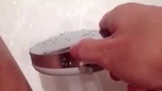 lindsey vonn - shower her pussy