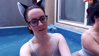 lesbo tamingtrixie kiss play part.1