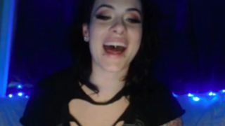 2.0 SummerPreslie no nude just teasing