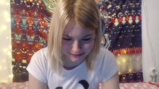 newbie sweetkises beautiful teen 03/01/18