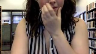 tiggerrosey takes bra off in public library