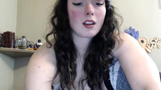 TiggerRosey punished by her bf