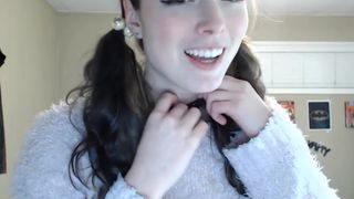 TiggerRosey Xmas striptease