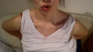 Aicri flashes her tits