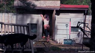 GOOD69VIBEZ – CHICKEN COOP GIRL // FOOD MASTURBATION