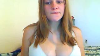 Mamacailie 6 mo preggo talks and shows belly and tits 0