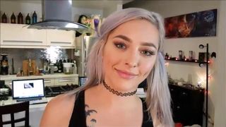 MissHeidiFox First BJ in private premium video