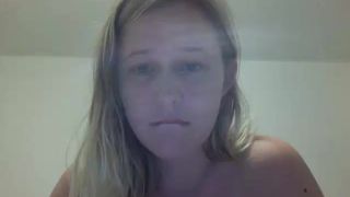 Joannabelle fingering pussy till orgasm in cam recording 2016 June 17 084802