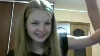 SkyCouple facial and eats cum