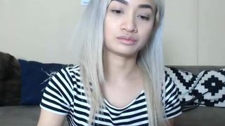 Young Averyblack flash pussy 2