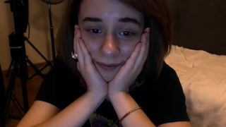 sparkle tease and pee