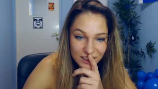 Amazingbluesky Naked 2