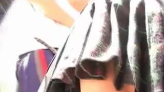 Colegiala Debajo De la Falda