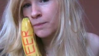 Tampon und Banane von Deutscher