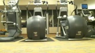 Kova 2014-03-18 caught naked in gym