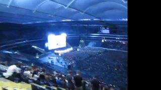 Hermosa Chica Atrevida En publico