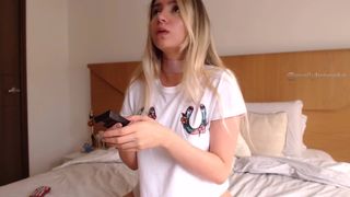 Mollybrooke - Dildo and Hitachi Cums [2/2]