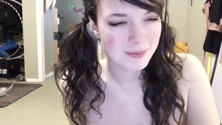 tiggerrosey flashing her hairy holes